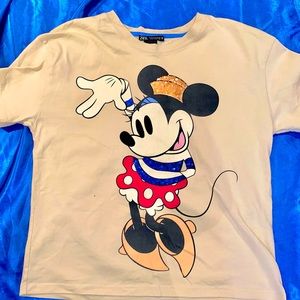 I am selling a Minnie Mouse Shirt.l